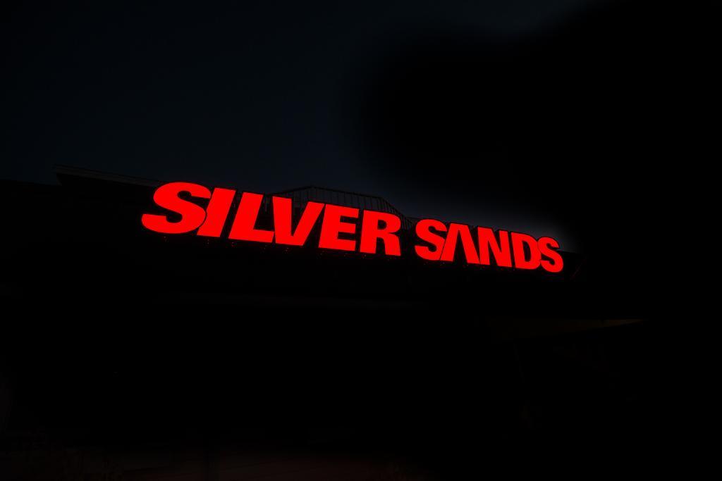 Silver Sands Villas Fort Myers Beach Exterior photo