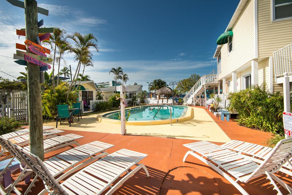 Silver Sands Villas Fort Myers Beach Exterior photo